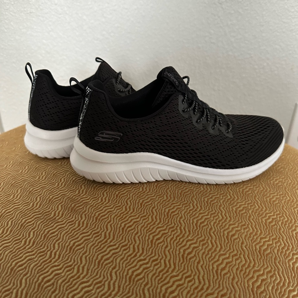 Skechers Women’s Air-Cooled Memory Foam Shoes